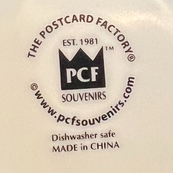 PCF The Postcard Factory NEW YORK CITY Postcard Collage Souvenir Ceramic Mug - Picture 11 of 11